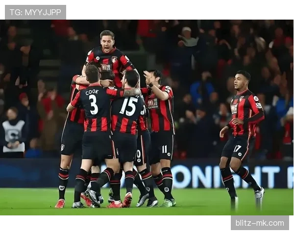 伯恩茅斯主场不败延续，状态回暖稳居联赛中游