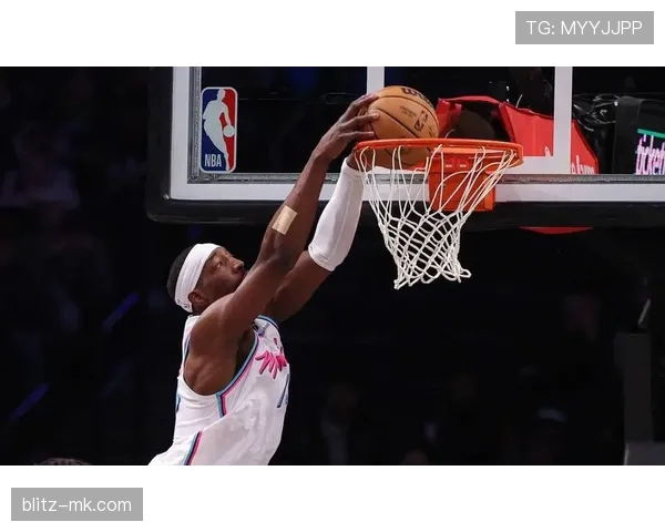 康利无球跑动牵制力提升，改变森林狼进攻空间结构