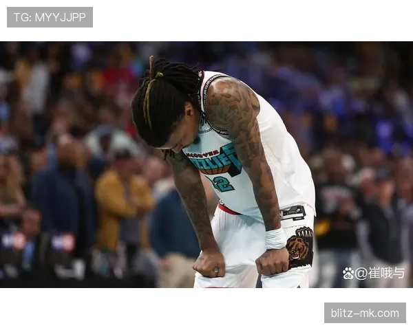 莫兰特又双叒夜店蹦迪了，这回还顺手买了辆限量超跑？